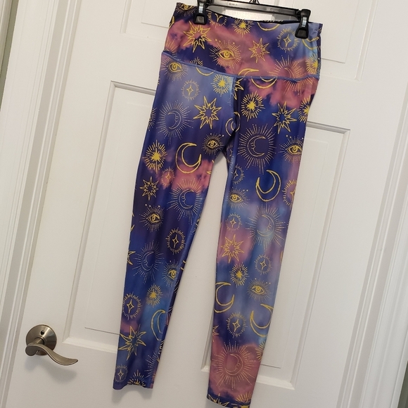 Victoria’s Secret Sport Celestial Moon Astrology Print Leggings Pants Sz Medium - Picture 1 of 7